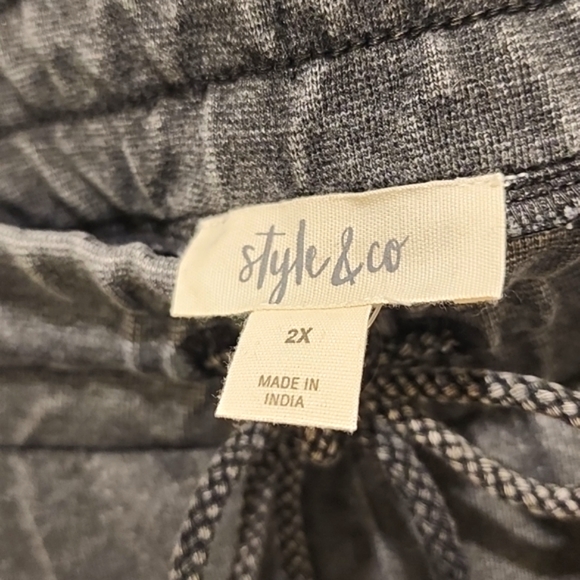 Wide legged sweatpants - Picture 4 of 5